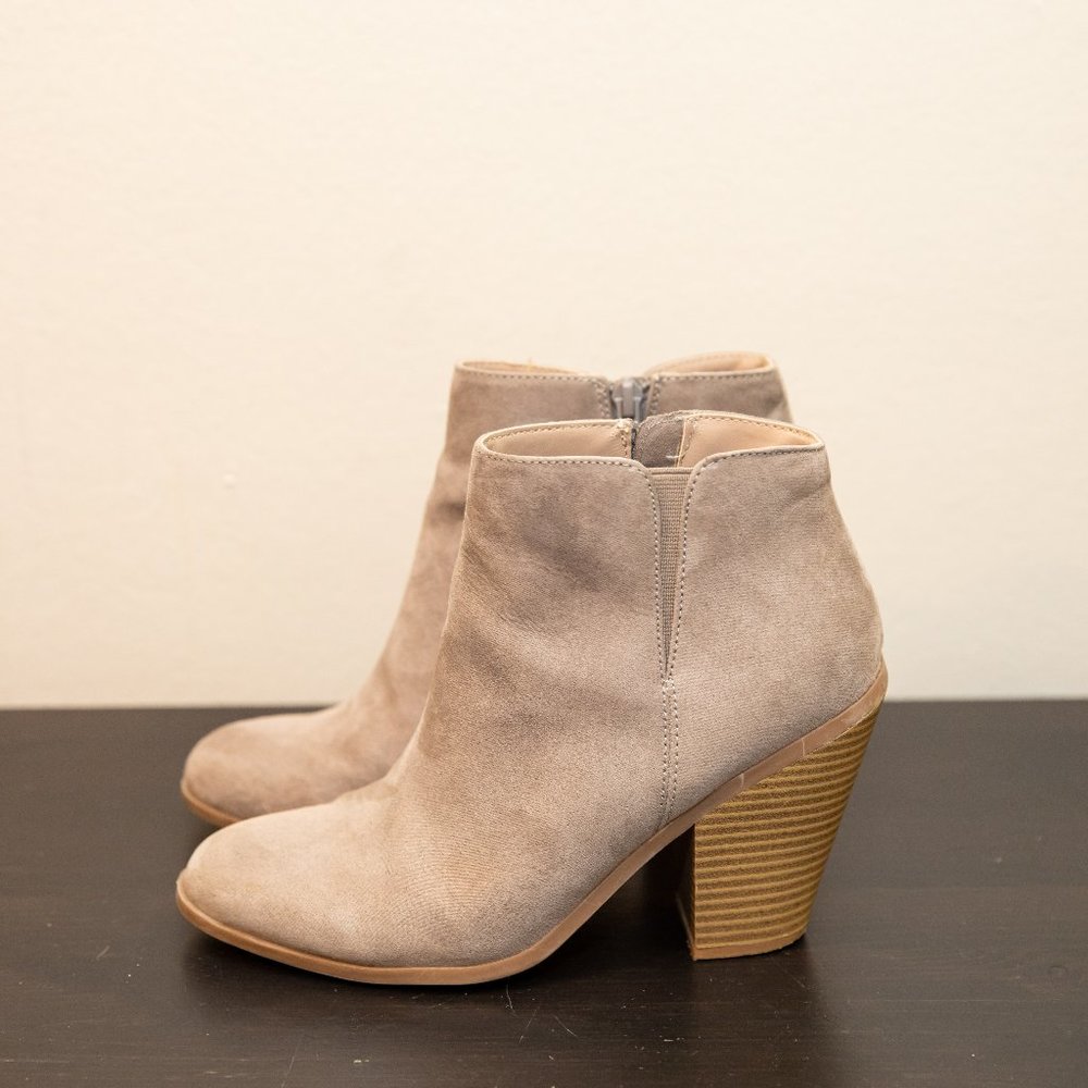 Suede Block Heel Chelsea Boot
